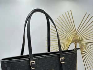 Geanta Louis Vuitton Noua !!! Dimensiuni 38/30 !!! — miniatura 6