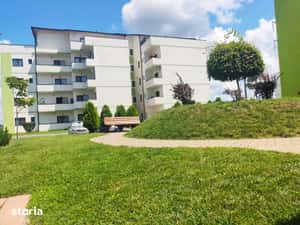 AP 3 camere, 2 balcoane, bucatarie separata si cămară, incalz pardos — miniatura 4