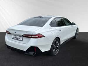 BMW 520 - Vehicul second-hand, 24.730 km, 60.654 EUR — miniatura 3