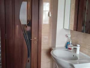 Apartament 2 camere parter 50mp renovat gata de mutat Zona Superba — miniatura 6