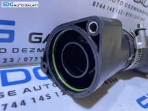 Tub Tubulatura Racord Cot Admisie Aer Turbo Turbina Turbosuflanta VW Touran 2.0 TDI CLCA CFHC CFHF 2011 - 2015 Cod 03L131111G 5N0145828D — miniatura 2