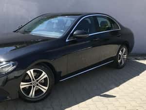 Mercedes-Benz E 220 d AVANTGARDE limuzină, 194 CP, 9g Automată