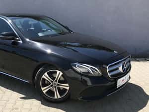 Mercedes-Benz E 220 d AVANTGARDE limuzină, 194 CP, 9g Automată — miniatura 2