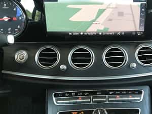 Mercedes-Benz E 220 d AVANTGARDE limuzină, 194 CP, 9g Automată — miniatura 5