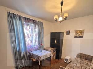 Apartament cu 2 camere decomandat - etaj 3 - zona Parcul Mihai Eminesc — miniatura 3