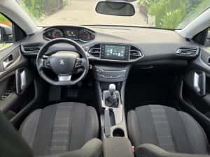 Peugeot 308 2016 1.6hdi  euro6/panoramic/navi/175000 km import olanda — miniatura 7