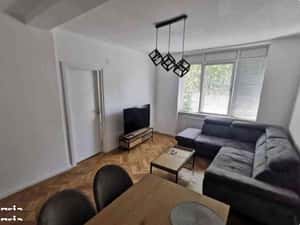 Apartament de închiriat strada Horea
