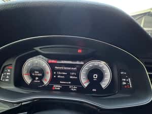 Audi Q8 2021, 85.000 km, Diesel, 286 CP — miniatura 1