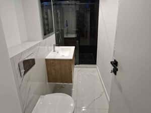 PROPRIETAR vând garsonieră Apărătorii Patriei metrou — miniatura 2