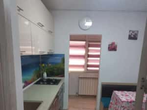 Km 5, decomandat, 2 camere, etaj 3, mobilat, gaze, vanzari Constanta — miniatura 6