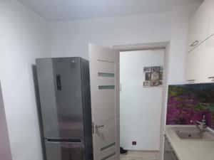 Km 5, decomandat, 2 camere, etaj 3, mobilat, gaze, vanzari Constanta — miniatura 7