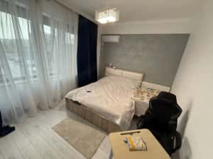 Apartament 3 camere zona Faleza Nord — miniatura 4