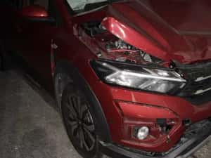 Avariat Dacia Sandero Stepway 1.0 TCE 33.000km — miniatura 4
