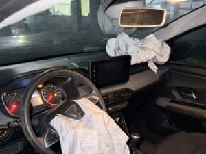 Avariat Dacia Sandero Stepway 1.0 TCE 33.000km — miniatura 7