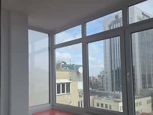 Apartament cu balcon, lift, 2 camere, Piata Romana — miniatura 5