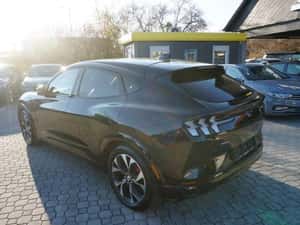 Ford Mustang Mach-E 2021 SUV — miniatura 3