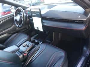 Ford Mustang Mach-E 2021 SUV — miniatura 7