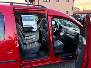 Volkswagen Caddy Maxi Life Edition 1,6 TDI An 2012 Euro5 — miniatura 6
