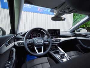 Audi A4 35 TFSI S tronic MHEV Basic — miniatura 5