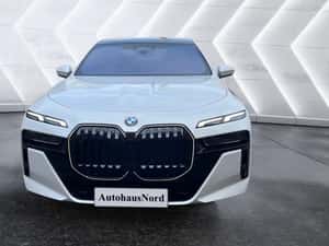 BMW 740 Berlină 2025 - Second Hand - Preț: 119.185 EUR — miniatura 2