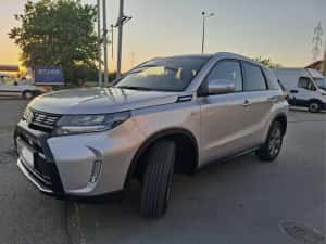 Primul proprietar vinde Suzuki Vitara GSR 1.4L BOOSTERJET HYBRID 48V PASSION. Cauciucurile de iarnă și portbagaj metalic ,CADOU! — miniatura 4