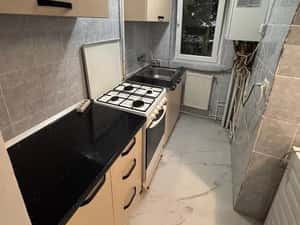 apartament 2 cam Berceni/ 5 min de metroul Brancoveanu — miniatura 5