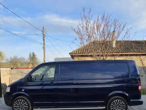 Volkswagen T5 2009 / EXTRA LONG / 2.5 TDI — miniatura 3