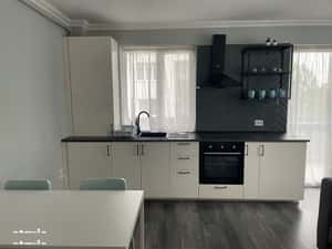 Inchiriez apartament 2 camere cu parcare zona VIVO/BMW — miniatura 3