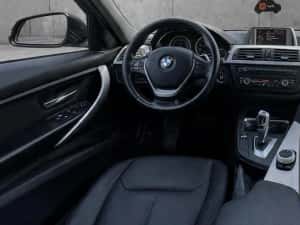 Vand BMW Seria 3 F30 2014 automata 2.0D inmatriculata AngelEyes urgent — miniatura 3