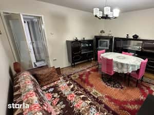 APARTAMENT 3 CAMERE DECOMANDAT ETAJ 1 suprafata generoasa 80 MP — miniatura 3