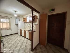 Apartament 3 camere, Prundu.