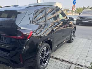 BMW X1 20i M Sport Automată 156 HP Hibrid (B/E) — miniatura 5
