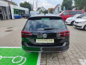 dezmembrez passat B8 break/ usi fata passat b8/hayon /trager passat b8 — miniatura 5