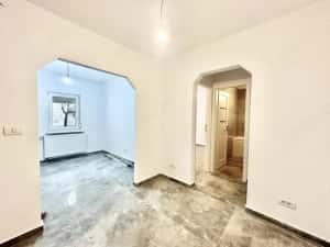 2 camere decomandate | parter | renovat | acces facil | zona Soarelui — miniatura 1