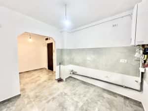 2 camere decomandate | parter | renovat | acces facil | zona Soarelui — miniatura 4