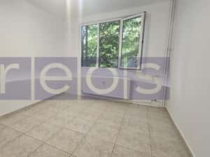 DE VANZARE – APARTAMENT  2 CAMERE DECOMANDAT -  VALEA OLTULUI | METROU — miniatura 3
