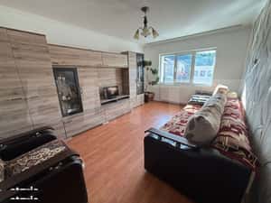 Apartament de 2 camere, decomandat