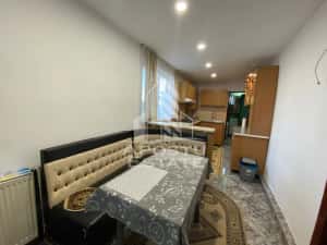 Casa P+1 cu 2 apartamente - pozitie excelenta pe Aleea Ghirodei — miniatura 4