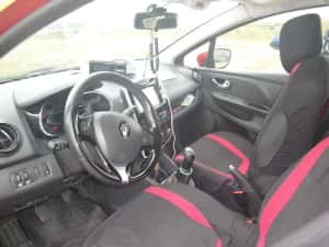 Vand firma cu licenta taxi si masina Renault Clio — miniatura 7