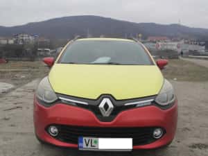 Vand firma cu licenta taxi si masina Renault Clio — miniatura 9
