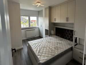 Apartament 3 camere, balcon, etaj 2, 380 EUR — miniatura 6