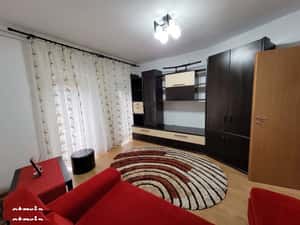 Proprietar inchiriez apartament cu 2 camere Calea Sagului — miniatura 2