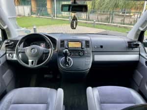 • Volkswagen Multivan / DSG / 4x4 / Impecabilă • — miniatura 5