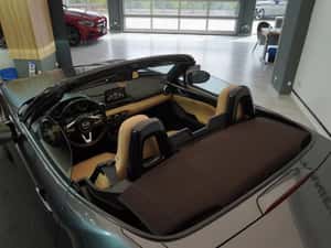 Mazda MX-5 Manuală 132 HP Benzină — miniatura 6