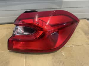 Lampa/ tripla/ stop spate Ford Fiesta 2020 — miniatura 2