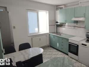 Apartament cu 3 camere + loc de parcare — miniatura 3