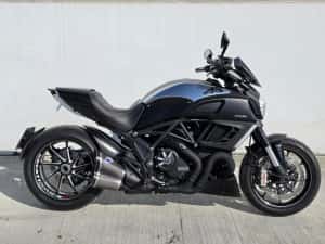 DUCATI DIAVEL 2013 CROMO full accesorizat import italia schimb auto — miniatura 9