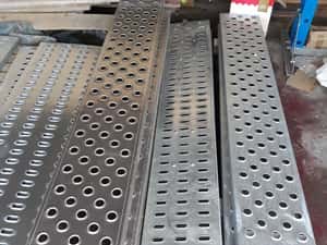 Tabla/Rampe ambutisata metal sau aluminiu platforme auto. Nou!!! — miniatura 9