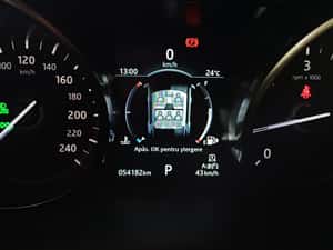 Land Rover Discovery 2.0L SD4 177kW 240CP - SE (TL2) — miniatura 6