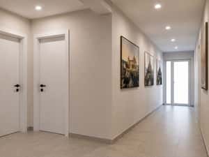 APARTAMENTE DEOSEBITE IN CENTRUL ORASULUI — miniatura 6